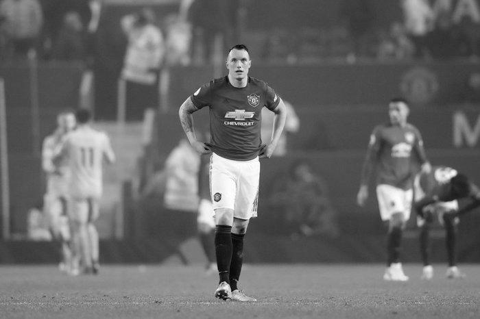 Why is Phil Jones Still at Manchester United? photo 0
