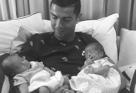Is Cristiano Ronaldo the Father of Twins? photo 0