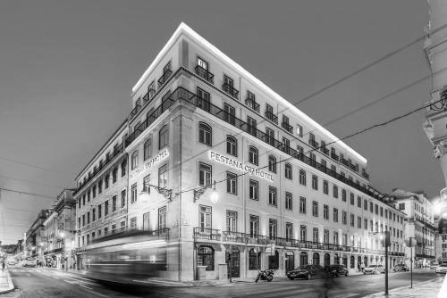 Image Pestana Hotels and Cristiano Ronaldo 0 Pestana Hotels and Cristiano Ronaldo photo 1