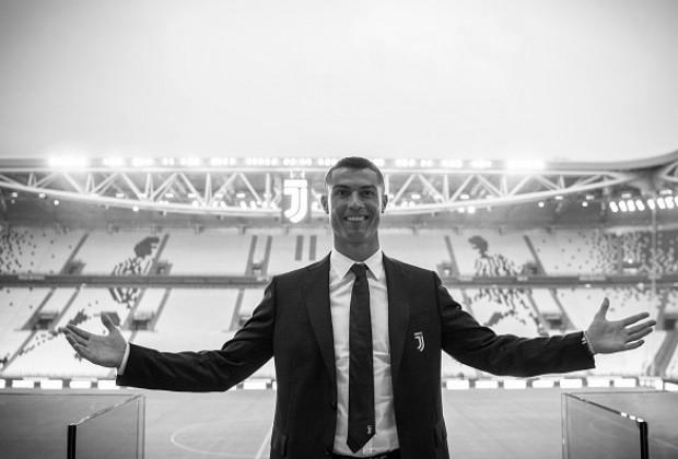 Cristiano Ronaldo Signs For Juventus image 3