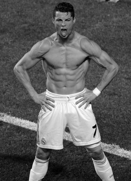 Does Cristiano Ronaldo Drink Or Smoke? photo 5