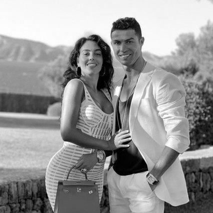 Who is the Girlfriend of Cristiano Ronaldo? photo 4
