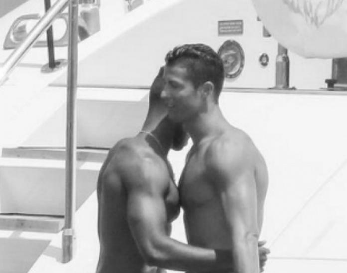 Image Is Cristiano Ronaldo Gay? 12 Is Cristiano Ronaldo Gay? photo 4
