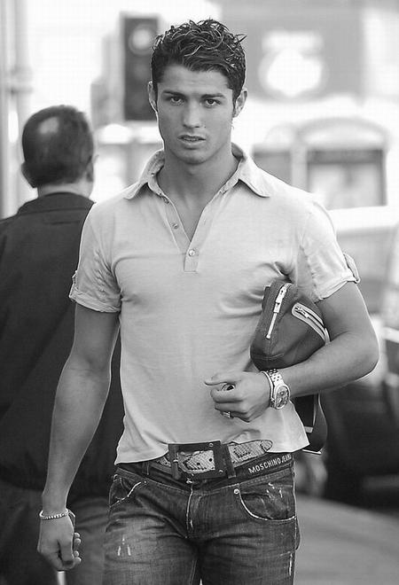 Image Is Cristiano Ronaldo Gay? 16 Is Cristiano Ronaldo Gay? photo 5