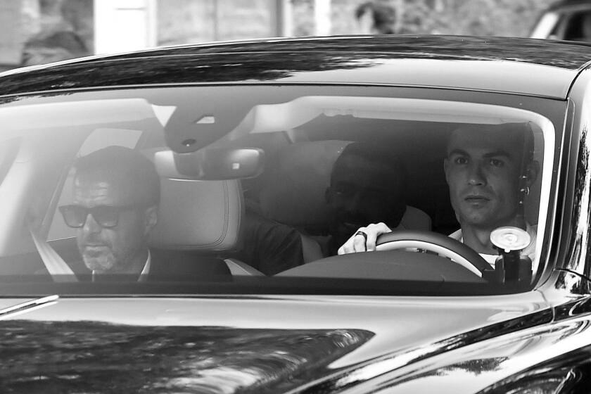 Cristiano Ronaldo Back at Carrington With Agent and Fergie For Talks image 0