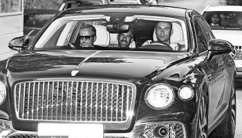 Sir Alex Ferguson Arrives at Carrington Before Cristiano Ronaldo Showdown image 0