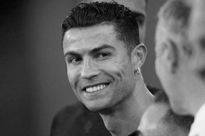 Cristiano Ronaldo Back in Manchester For Talks Over Future image 0
