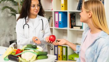 cholesterol care with a clinical dietician in Mumbai